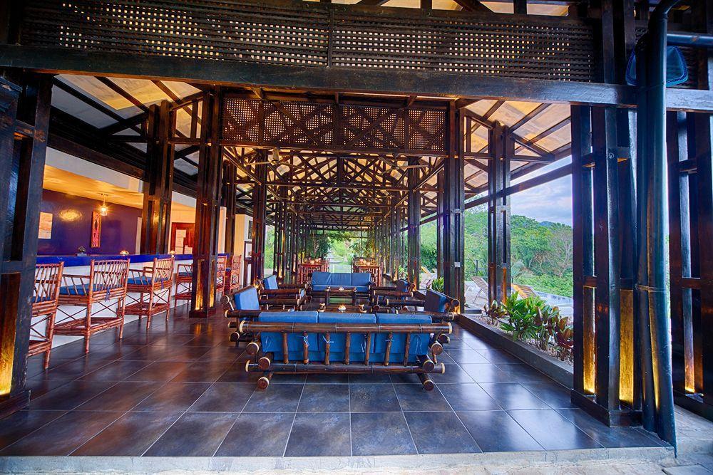 אוביטה Tiki Villas Rainforest Lodge & Spa מראה חיצוני תמונה